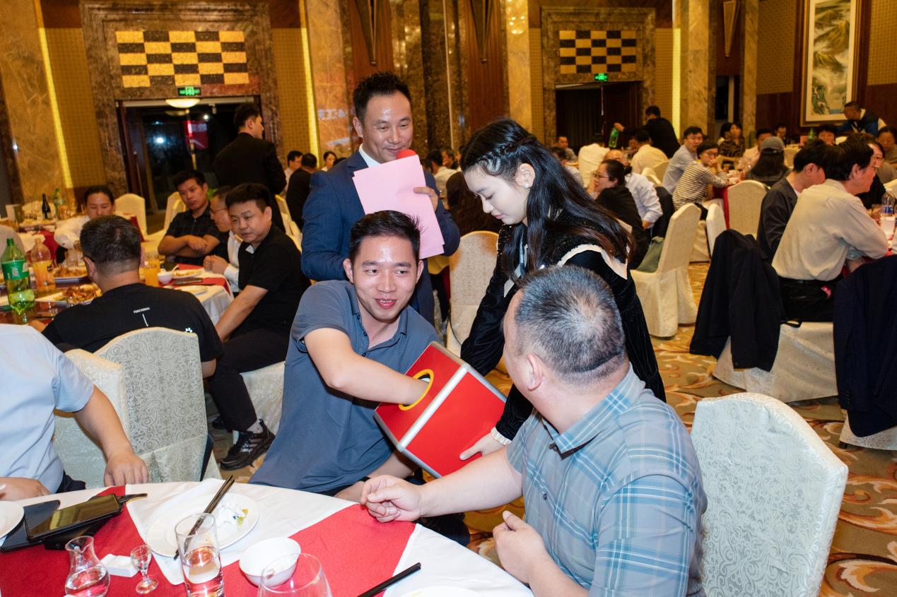 江蘇鳳靈樂(lè)器有限公司 江蘇鳳靈樂(lè)器有限公司